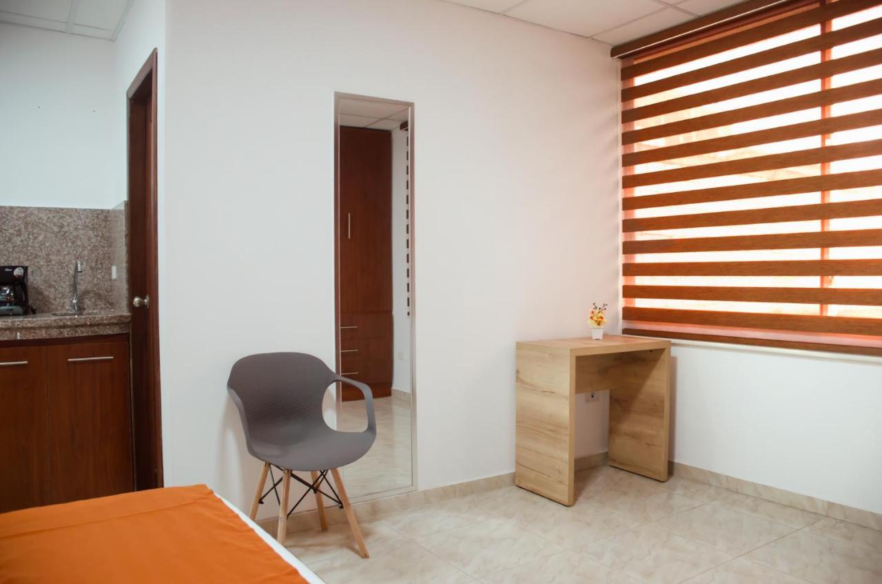 Torre Alba Aparthotel Santo Domingo de los Colorados Luaran gambar